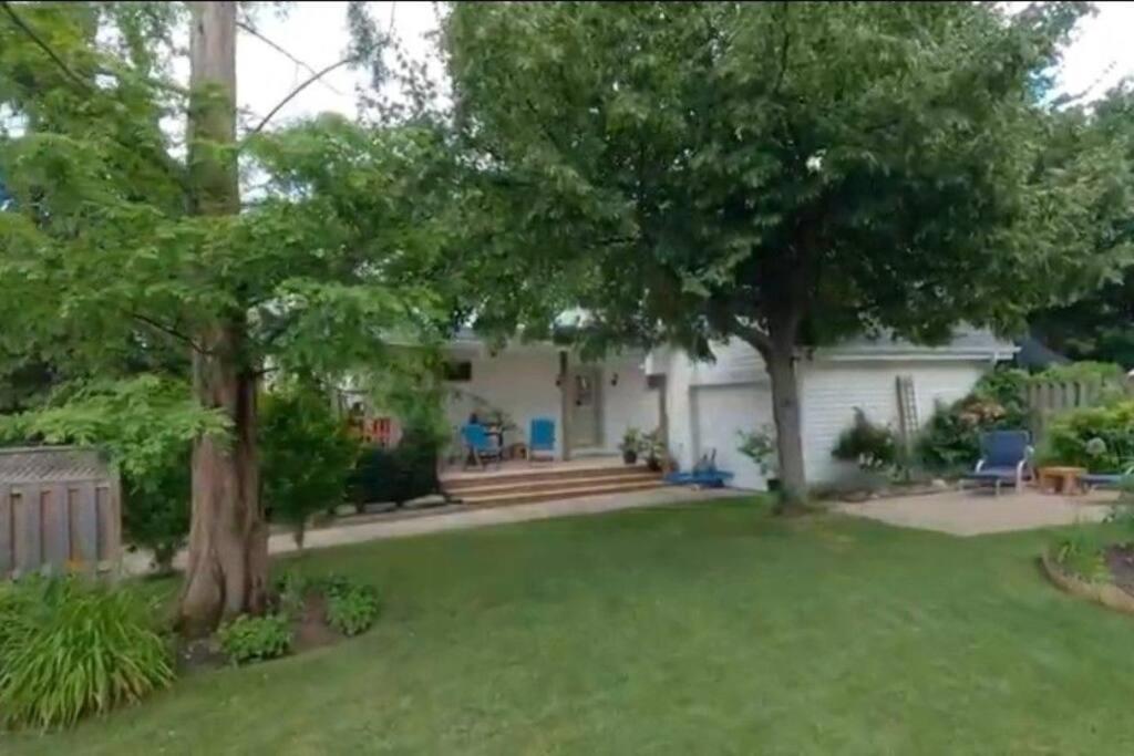Garden 2 Storey House Niagara Falls Zewnętrze zdjęcie
